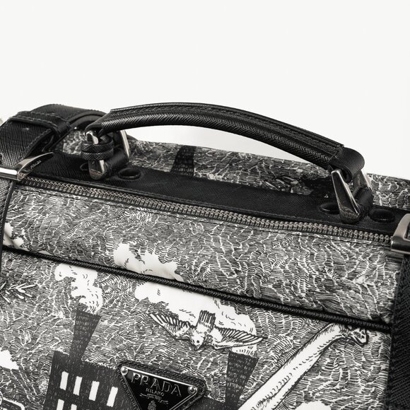 Prada AW/16 Animal Kingdom Nero & Avorio Tessuto Suitcase - Picture 8 of 16